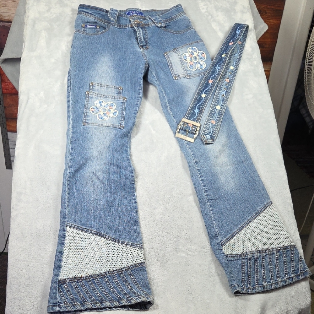 Gina USA Jeans Women's Sz 9/10 Waist 30" Belt Embroidered Flare Pockets 0633